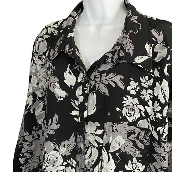 Black Gray Floral Button Down Top Women’s 2X Whimsygoth Dark Romantic 90’s Goth - Picture 5 of 6